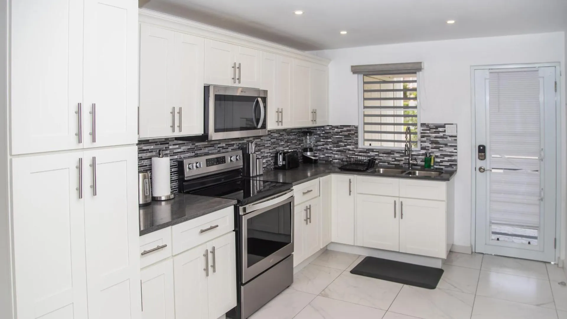 101F Garden View, Jolly Harbour, Antigua Villa Holiday home